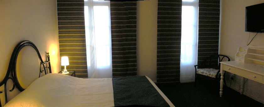 Imagen de la habitación del Hotel De France, PERPIGNAN. Foto 9