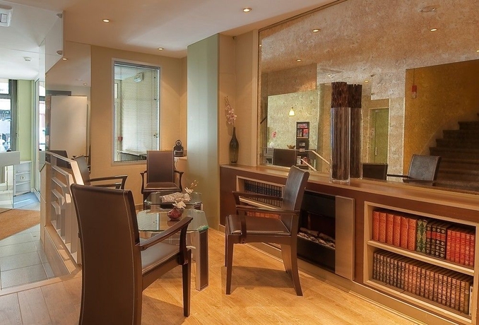 Imagen de los interiores del Hotel De France Quartier Latin. Foto 12