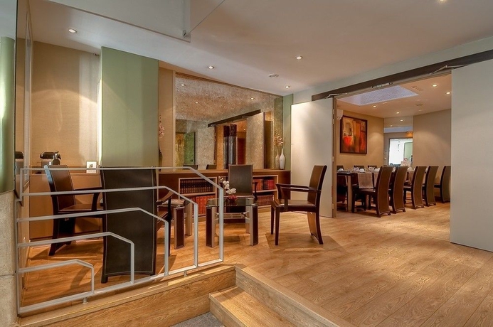 Imagen de los interiores del Hotel De France Quartier Latin. Foto 13