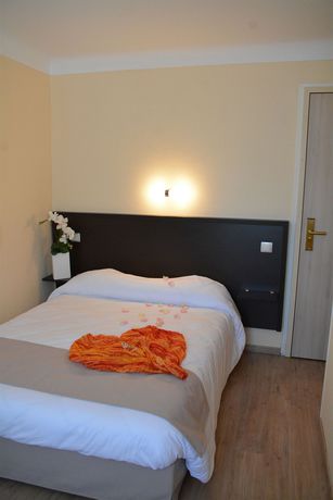 Imagen de la habitación del Hotel De France, RODEZ. Foto 14