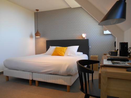 Imagen de la habitación del Hotel De France, Saint-Pol-de-Léon. Foto 5