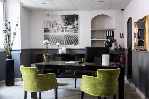 Imagen de la habitación del Hotel De France, Saint-maximin-la-sainte-baume. Foto 5