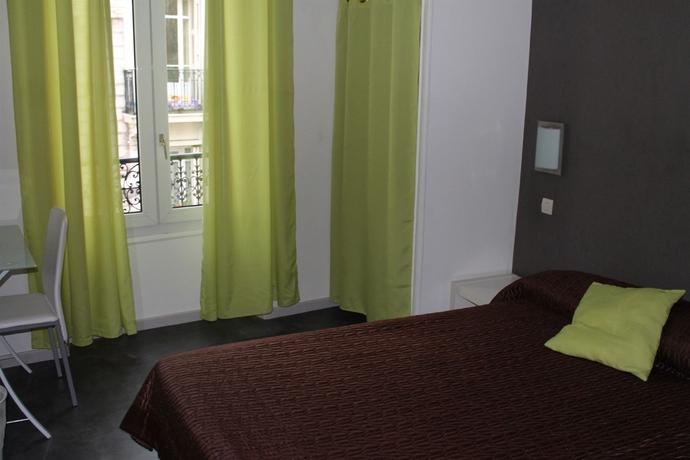Imagen de la habitación del Hotel De France, Un Ammi. Foto 7