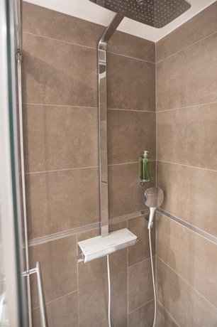 Imagen de la habitación del Hotel De France, Valencia de Francia. Foto 2