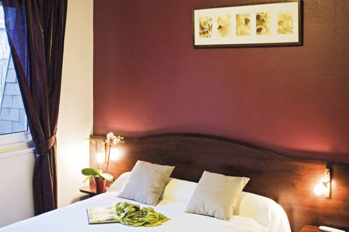 Imagen de la habitación del Hotel De France Vire. Foto 4