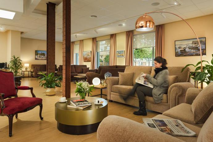 Imagen de los interiores del Hotel De Francia Y París. Foto 23