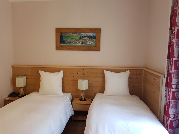 Imagen de la habitación del Hotel De Geneve, Ginebra. Foto 4