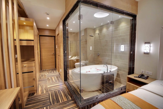Imagen de la habitación del Hotel De Grand Riviera. Foto 3