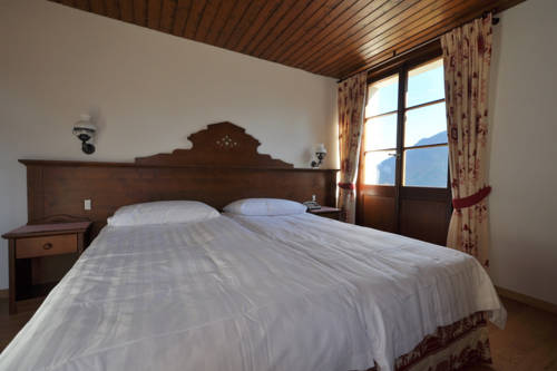 Imagen de la habitación del Hotel De Gruyères. Foto 6