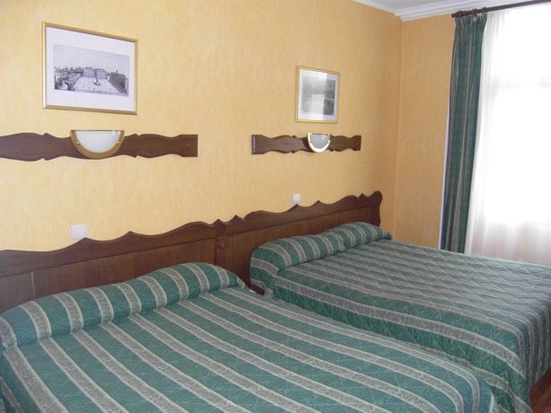 Imagen de la habitación del Hotel De Guise. Foto 1