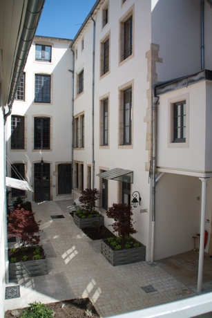 Imagen de los exteriores del Hotel De Guise. Foto 6