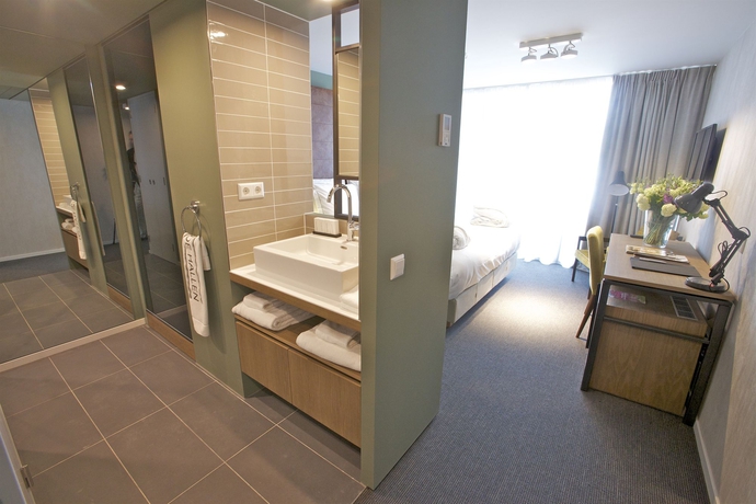 Imagen de la habitación del Hotel De Hallen. Foto 5