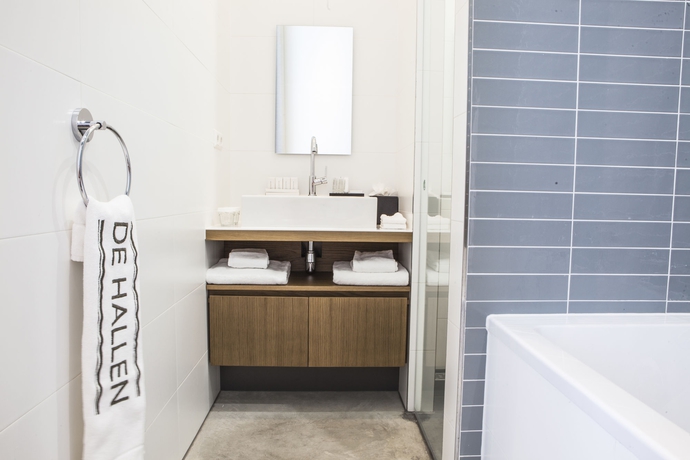 Imagen de la habitación del Hotel De Hallen. Foto 6