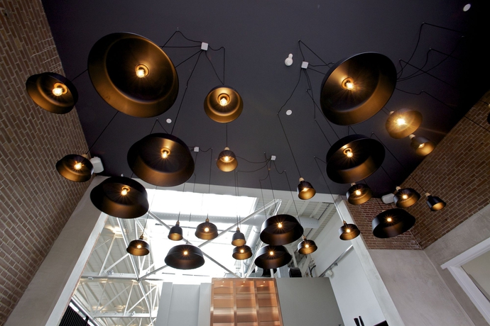 Imagen de los interiores del Hotel De Hallen. Foto 14