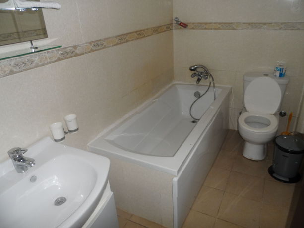 Imagen general del Hotel De Holiday Beach. Foto 5