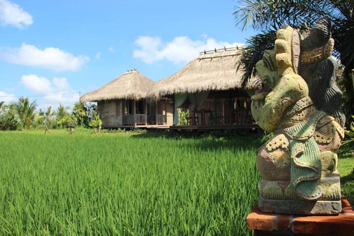 Imagen de los interiores del Hotel De Klumpu Bali – Eco Tradi Stay. Foto 13