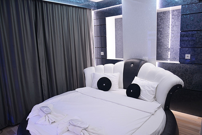 Imagen de la habitación del Hotel De Koka. Foto 3