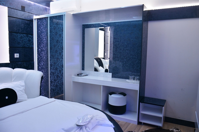 Imagen de la habitación del Hotel De Koka. Foto 4