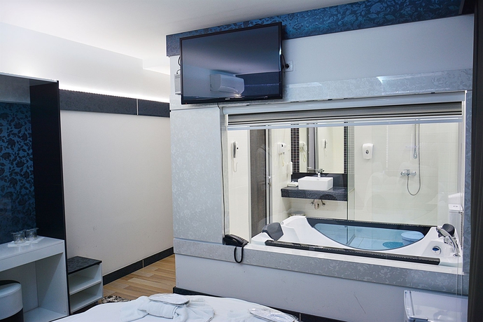 Imagen de la habitación del Hotel De Koka. Foto 5