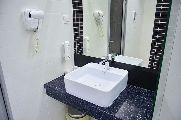 Imagen de la habitación del Hotel De Koka. Foto 13