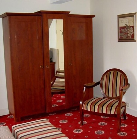 Imagen de la habitación del Hotel De Kroon. Foto 11