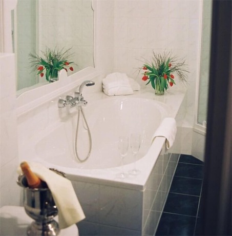 Imagen de la habitación del Hotel De Kroon. Foto 13
