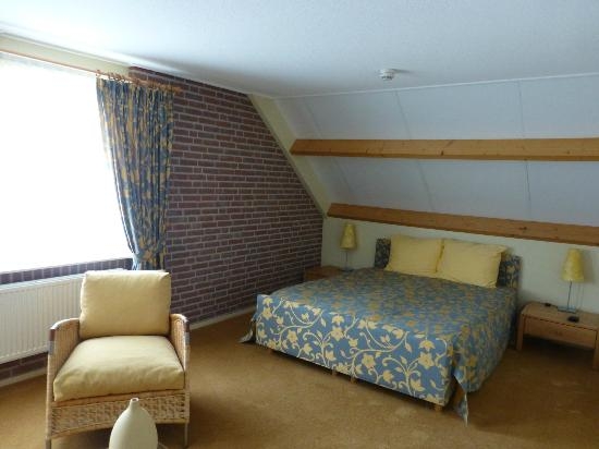 Imagen de la habitación del Hotel De Kruumte. Foto 4