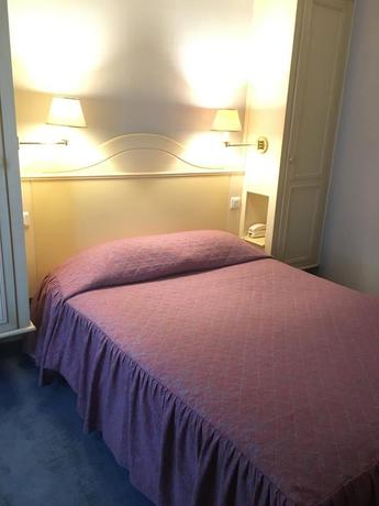 Imagen de la habitación del Hotel De L'Espérance. Foto 2