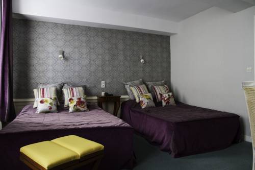 Imagen de la habitación del Hotel De La Banniere De France. Foto 9