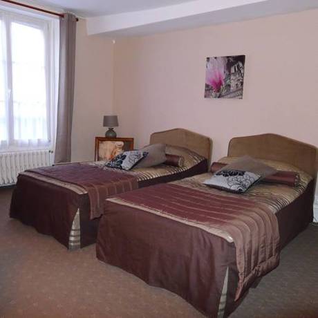 Imagen de la habitación del Hotel De La Banniere De France. Foto 12