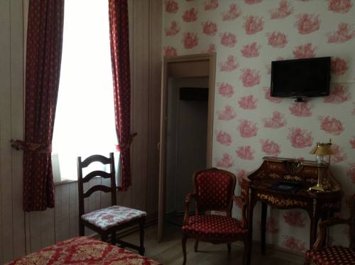 Imagen de la habitación del Hotel De La Banniere De France. Foto 13