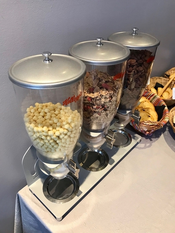 Imagen del bar/restaurante del Hotel De La Basilique. Foto 5