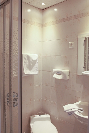 Imagen de la habitación del Hotel De La Cath&eacute;drale, Reims. Foto 2