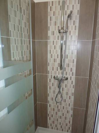 Imagen de la habitación del Hotel De La Cathedrale, BEAUVAIS. Foto 7