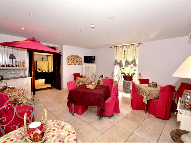 Imagen de los interiores del Hotel De La Chapelle. Foto 11