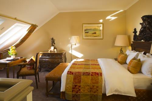 Imagen de la habitación del Hotel De La Cigogne, Ginebra. Foto 8