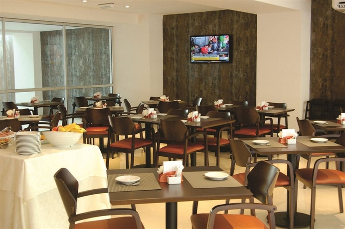 Imagen del bar/restaurante del Hotel De La Cité, Rosario. Foto 1
