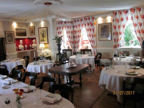 Imagen del bar/restaurante del Hotel De La Cognette. Foto 4