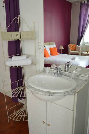 Imagen de la habitación del Hotel De La Colombi&egrave;re. Foto 8