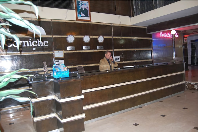 Imagen de los interiores del Hotel De La Corniche. Foto 17