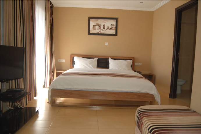 Imagen de la habitación del Hotel De La Corniche. Foto 4
