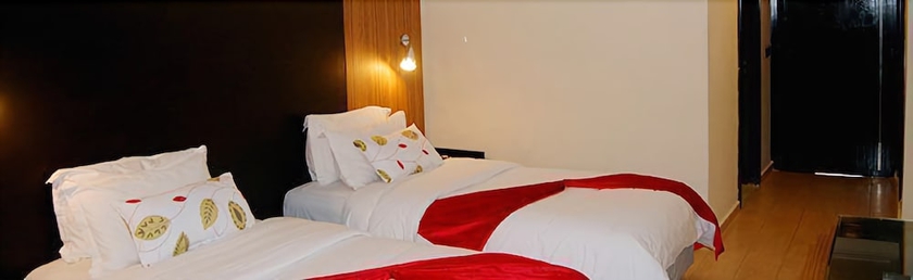 Imagen de la habitación del Hotel De La Corniche. Foto 5