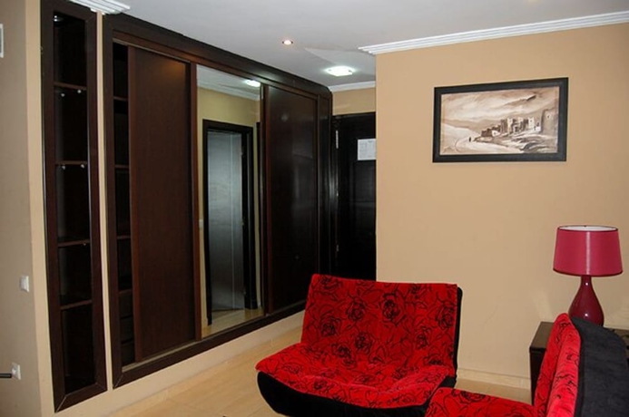 Imagen de la habitación del Hotel De La Corniche. Foto 11