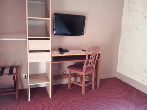 Imagen de la habitación del Hotel De La Couronne, AIX LES BAINS. Foto 3