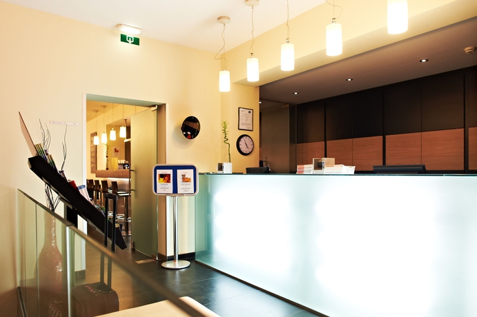 Imagen de los interiores del Hotel De La Couronne, Lieja. Foto 10