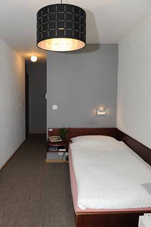 Imagen de la habitación del Hotel De La Dent-du-midi. Foto 6