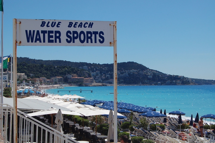 Imagen de los exteriores del Hotel De La Fontaine. Foto 12