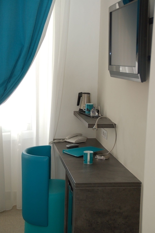 Imagen de la habitación del Hotel De La Fontaine. Foto 10