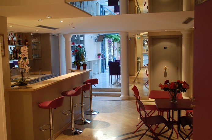 Imagen de los interiores del Hotel De La Fontaine. Foto 14