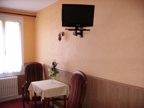 Imagen de la habitación del Hotel De La Gare, Cherbourg. Foto 14